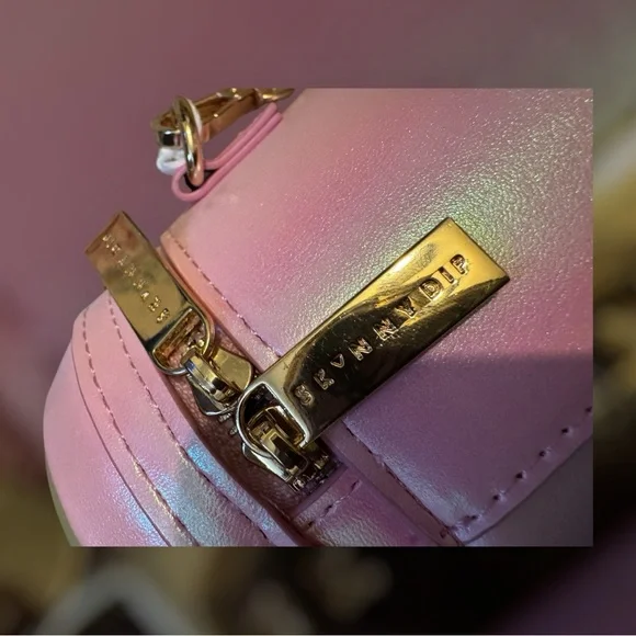 NWT Viral Skinnydip Cherry Coke Crossbody Bag – Can Purse - Picture 6 of 9